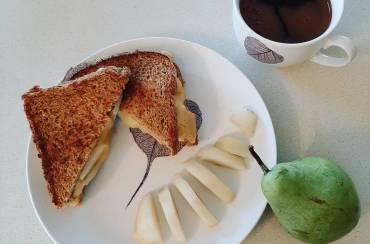 Τοστ με αχλάδι